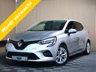 Renault Clio 1.6 E-Tech Hybrid 140 Zen NAVI 89dkm 21