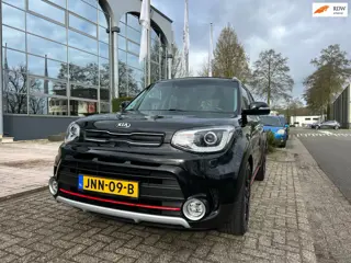 Kia SOUL automaat/panoramad/half leder int,204 pk