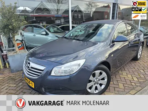 Opel Insignia 1.6 T Edition,sterke motor,navi,telefoon,pdc