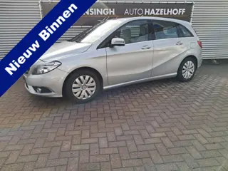 Mercedes-Benz B-Klasse 180 Prestige Automaat Schuifdak en slechts 106.198 km!! | Clima | LM Velgen |