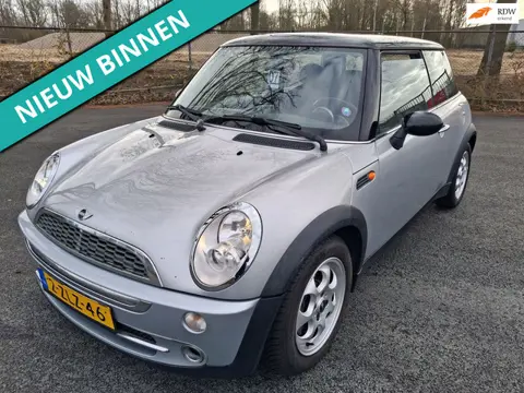 Mini Mini 1.6 Cooper LEUKE AUTO RIJDT EN SCHAKELT GOED