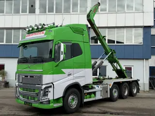 Volvo FH 16.650 8X2 + HIAB 20 TON HAAKARM (bj 2019)
