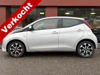 Toyota Aygo 1.0 VVT-i x-play (bj 2019)