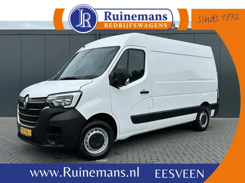 Renault Master T35 2.3 dCi 136 PK / L2H2 / 1e EIG. / 43.914 KM / TREKHAAK / AIRCO / NAVI / 2.500 KG 