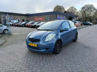 Toyota Yaris 1.3 VVTi Sol AIRCO