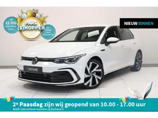 Volkswagen Golf 1.5 eTSI R-Line | Camera | Adaptieve Cruise | IQ LIGHT | Winter pakket |