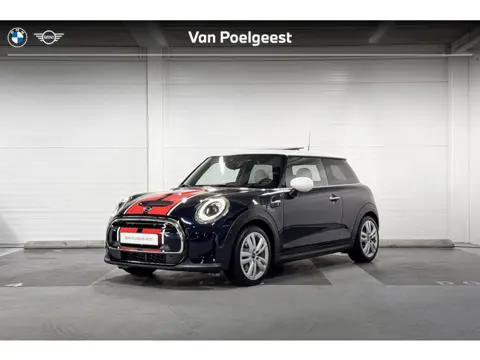MINI 3-Deurs Electric Classic | Panoramadak  | Stoelverwarming  | Harman Kardon