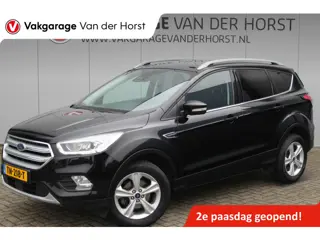 Ford Kuga 1.5-150pk EcoBoost Titanium. Nette Ford Kuga met een trekgewicht van maar liefst 2.000kg !