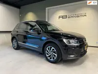 Volkswagen Tiguan 1.4 TSI ACT Trendline /Automaat/Pano/ACC