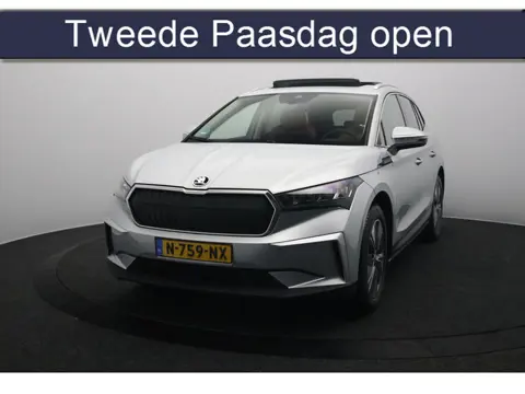 Škoda Enyaq iV 60 SOH 94% | Warmtepomp | Panoramadak | Camera | Leer