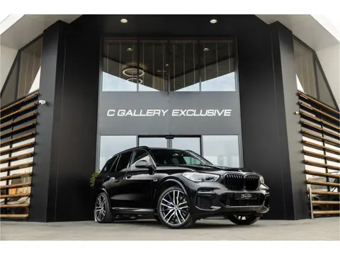 BMW X5 xDrive45e High Executive - M Sport | Panorama | Laser | H&K | Memory | Luchtvering