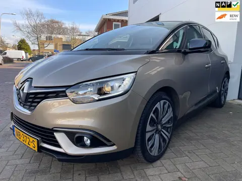 Renault Scénic 1.2 TCe Intens/Dealer-onderhouden/Camera/Navi/Cruise-c/Climate-c/Trekaak/kylles/Park 