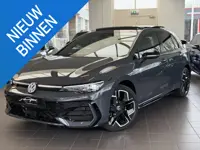 Volkswagen Golf 1.5 eTSI R-Line Pano / Head-up / 360 / H&K /