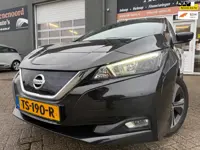 Nissan LEAF 2.ZERO EDITION 40 kWh met parkeercamera en navigatie en bluetooth