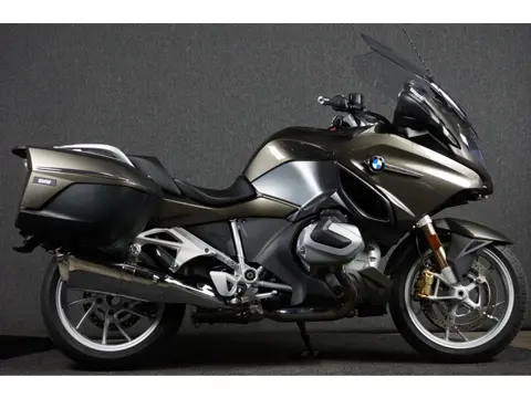 BMW R1250RT Prachtige zo goed als nieuwe R1250RT (bj 2020)