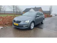 Škoda Octavia Combi 1.6 TDI Greentech Style CLIMA/NAVI BJ 2019