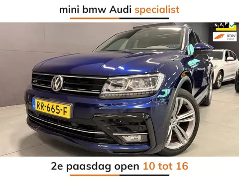 Volkswagen Tiguan 1.4 TSI ACT R-LINE PANO/V-COCKPIT/NAVI/LED/ECC/PDC/CRUISE///