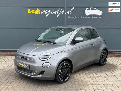 Fiat 500 e 3+1 La Prima *extra deur *keyless *camera *leder