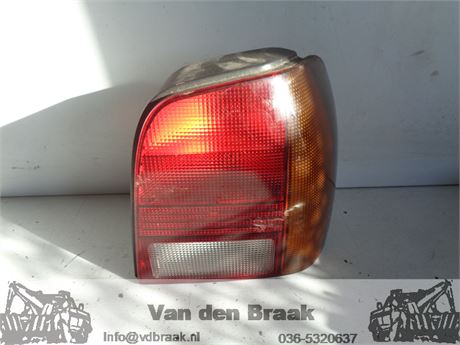 Volkswagen Polo Hatchback 1994-1999 Achterlicht rechts (smoke)