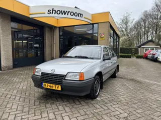 Opel Kadett 1.2S LS ORIGINEEL NL NIEUWSTAAT! (bj 1987)