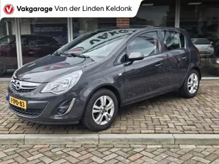 Opel Corsa 1.2-16V Design Edition