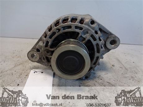 Opel Zafira 1.9 CDTi 2005-2010 Dynamo met vrijlooppoelie