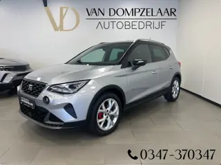 SEAT Arona 2X 1.5 TSI 150PK / DSG AUTOMAAT/ FR / WIT met zwart dak.