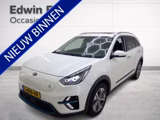 Kia e-Niro ExecutiveLine 64 kWh | Panoramadak | SOH 100% | Cruise control ad. | Apple Carplay/Androi