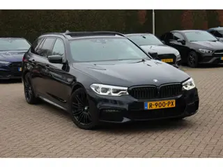 BMW 5 Serie Touring 540i xDrive High Exe. M Sport / Trekhaak / Panoramadak / 360Camera / Head-up / L