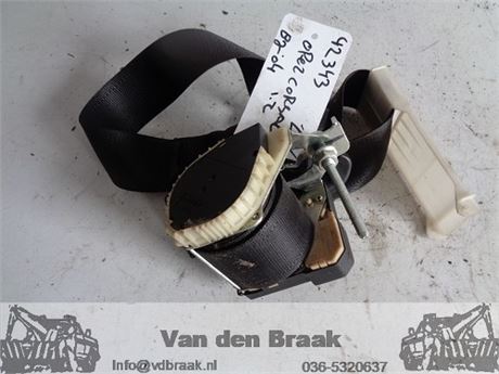 Opel Corsa 5 deurs 2000-2006 Gordel links voor