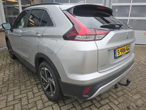 Mitsubishi Eclipse Cross 2.4 PHEV Intense+ Camera/Trekhaak