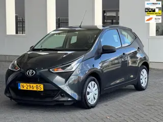 Toyota Aygo 1.0 VVT-i x-fun, 35000 km, 5 deurs, airco, NL auto met nationale auto pas