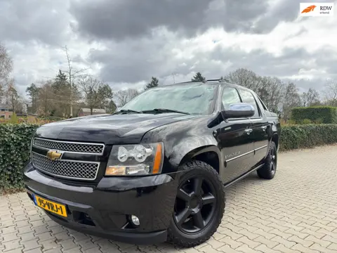 Chevrolet USA Avalanche 5.3 V8 4WD LTZ , Clima / Cruise / Leder / Navi / Schuifdak / Pdc / LPG Onder