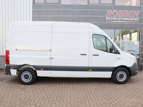 Mercedes-Benz eSprinter L2H2 47 kWh Elektrisch Aut. Airco/Cam