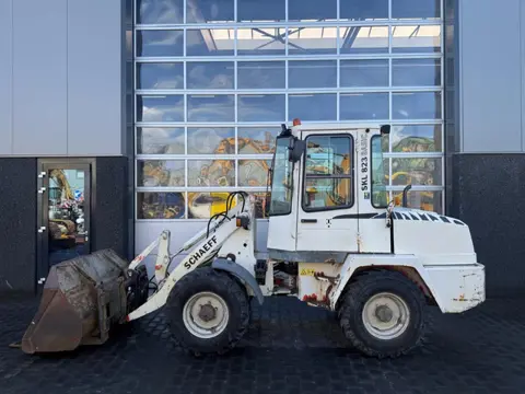 Schaeff SKL823 (bj 2002)