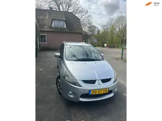 Mitsubishi Grandis 2.4-16V InSport,Airco , Automaat ,7personen