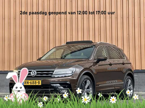 Volkswagen Tiguan 1.4 TSI ACT R-line | Panoramadak | Adaptive Cruise Control | Achteruitrijcamera | 