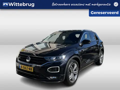 Volkswagen T-Roc 1.5 TSI R-Line / AUTOMAAT/ TREKHAAK/ APP-CONNECT/ DIGITAL DASH/ PARK. SENSOREN/ NAV