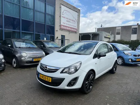 Opel Corsa 1.4-16V OPC Black&White APK 08/26, AIRCO