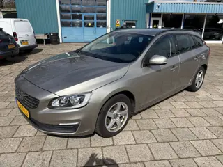 Volvo V60 1.6 T3 Kinetic