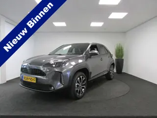 Toyota Yaris Cross 1.5 Hybrid I Luxe uitvoering I Dodehoekherkenning I Elektrische achterklep I