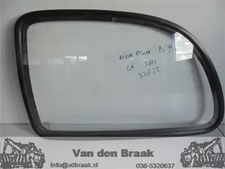 Nissan Micra 3 deurs 1992-2003 Zijruit links achter