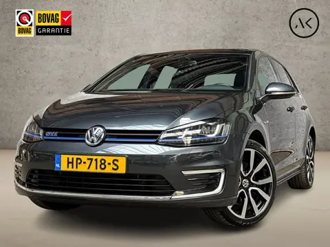 Volkswagen Golf 1.4 TSI GTE 204Pk Automaat (SCHUIFDAK, APPLE CARPLAY, NAVIGATIE, LEDER, KEYLESS, STO