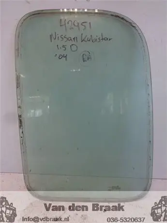 Nissan Kubistar 2003-2009 Raam achterdeur rechts