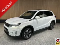 Suzuki Vitara 1.4 Boosterjet Style Smart Hybrid Schuif / kantal dak | Lederen stoelen | Stoelverwarm
