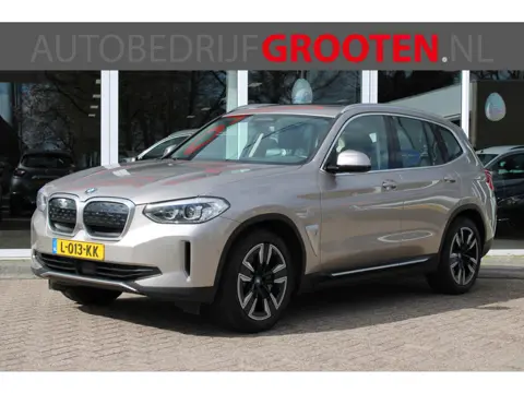 BMW iX3 80 kWh //Pano//Leer//Memory!! (bj 2021, automaat)