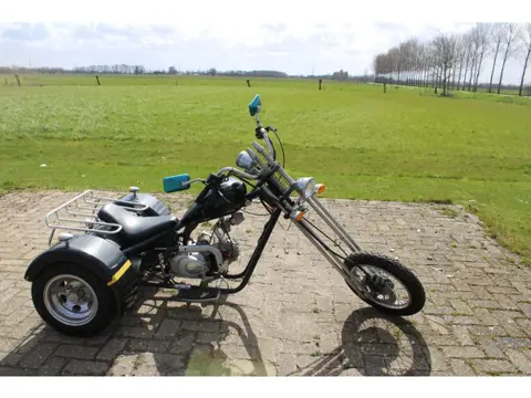 Midi trikes 110 cc (bj 2005)