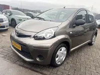 Toyota Aygo VERKOCHT VERKOCHT!!! (bj 2013)