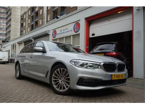BMW 5 Serie Touring 530i High Executive Sport Line | PANO * HUD * Sfeerverlichting * Adaptive + Lane