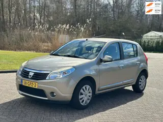 Dacia Sandero 1.4 Lauréate AIRCO TREKHAAK ELEKTRISCHE RAMEN